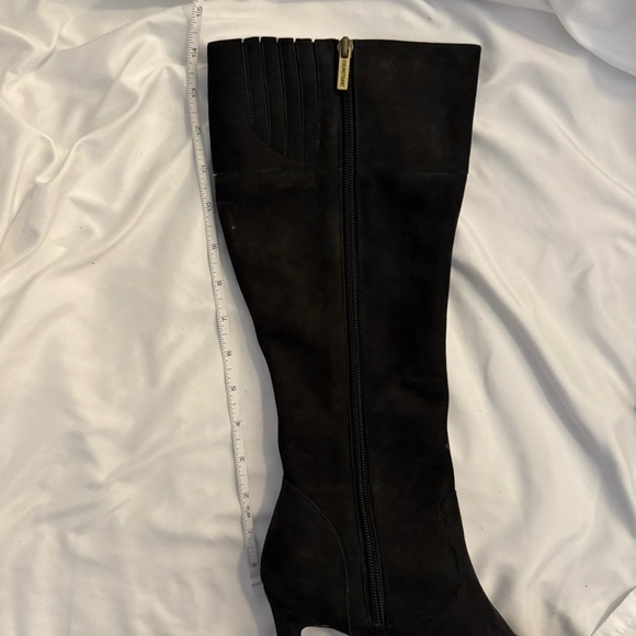 NWOT Colin Stuart Victoria's Secret Suede High Heeled Boots - Picture 3 of 6